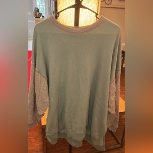 Real American Eagle Outfitters oversize long sleeve shirt